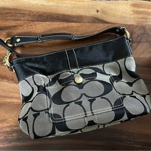 Coach 11957 Signature Logo Bag